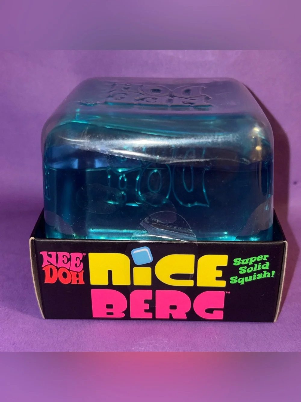 💯 authentic NeeDoh Nice Berg Super Solid Squish - Blue